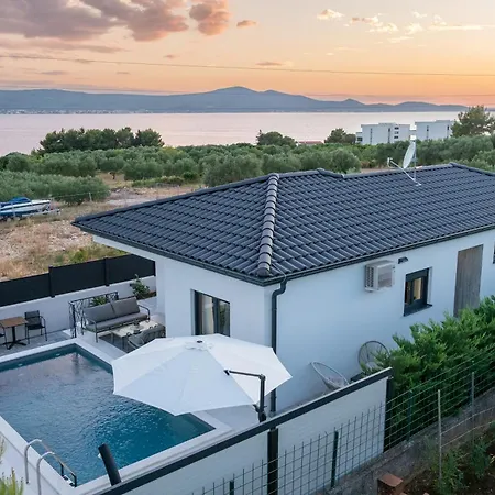 Villa Pamemani