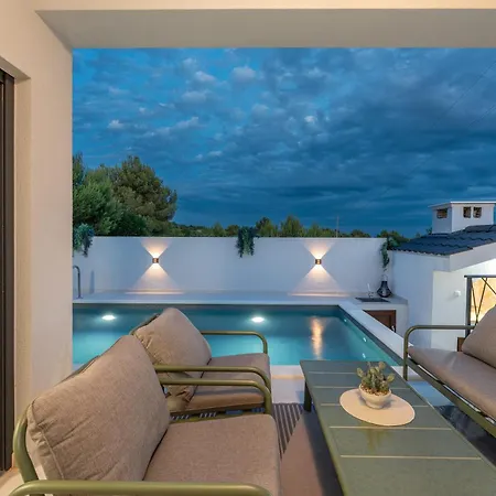 Villa Pamemani *